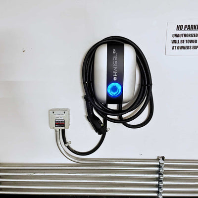 Hwisel Level 2 Commercial Smart EV Battery Charging Station, 240V, EVSE 48Amp 2040 x 2040 pxl